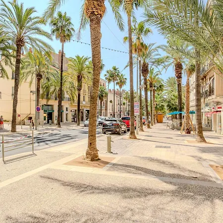 Διαμέρισμα Modern And Bright 2-room In Center *