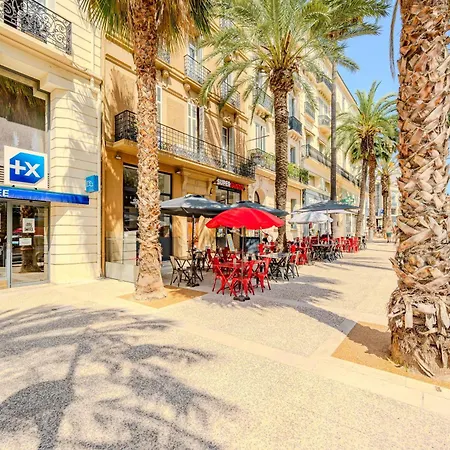 Διαμέρισμα Modern And Bright 2-room In Center *