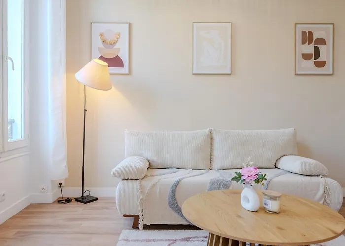 Modern And Bright 2-room In Center Lejlighed *